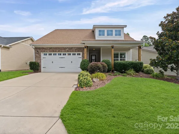 7103 Hanging Rock Ct, Denver, NC 28037