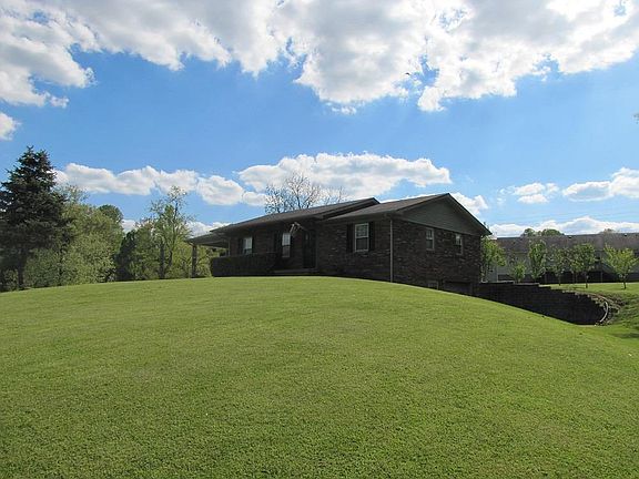 3rd image of 571 Old Hartsville Rd