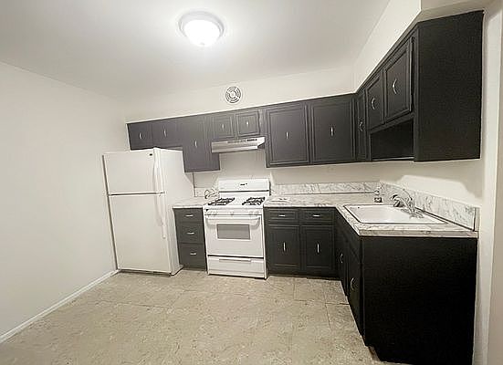 1st image of 30-77 29th St #3