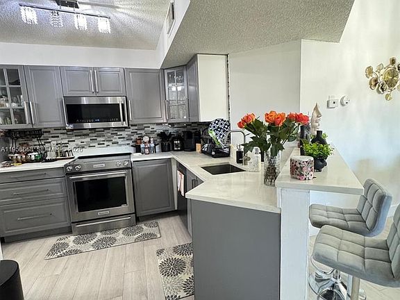 3rd image of 8801 Wiles Rd APT 308