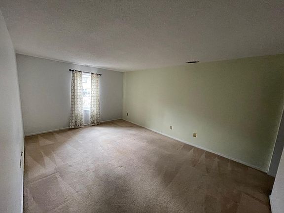 4th image of 5084 Harbor Oak Dr #37
