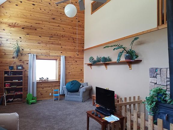 4th image of 74 Pine Del Dr