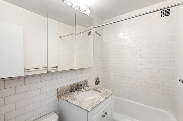 Rented by GoodRock Realty | media 18