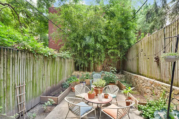 Rented by Nest Seekers International | media 2