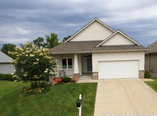 1416 Beachcomber Blvd, Waconia, MN 55387