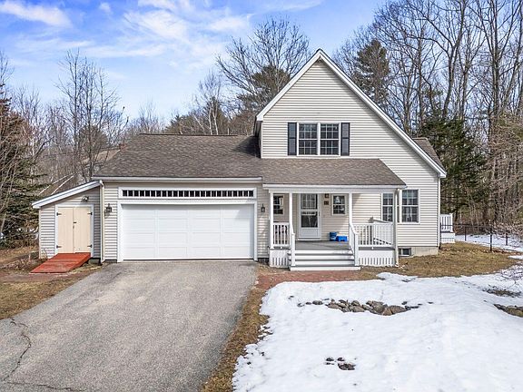 3rd image of 33 Green Ridge Drive