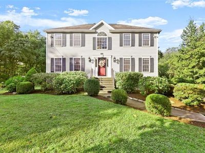 47 Fawn Meadow Dr, Trumbull, CT, 06611
