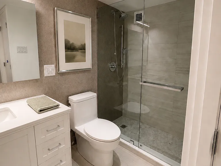 226 W Rittenhouse Sq — Photo 8