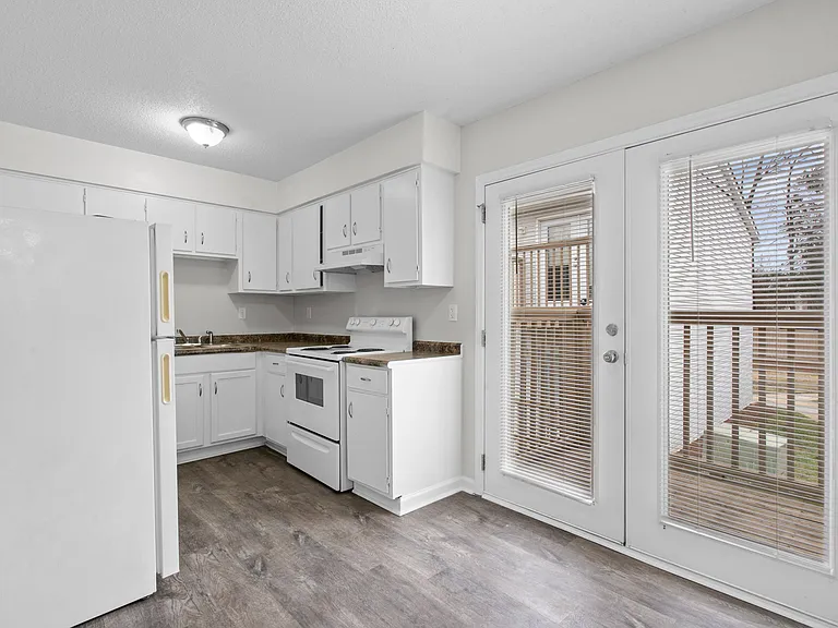 4600 Central Ave — Photo 25