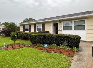 423 Cranberry Dr, Gretna, LA 70056