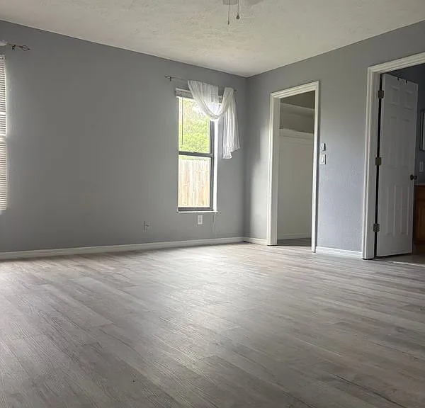 1641 SE Clearmont St — Photo 9