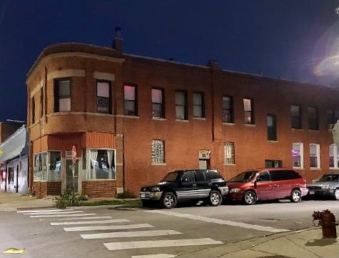 1st image of 3721 W Belmont Ave APT 2R