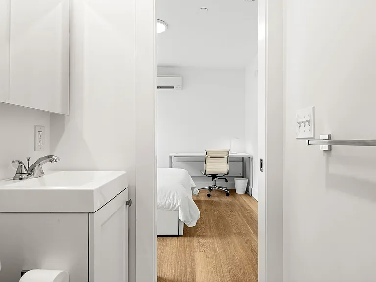 130 Fisher Ave #1 — Photo 3