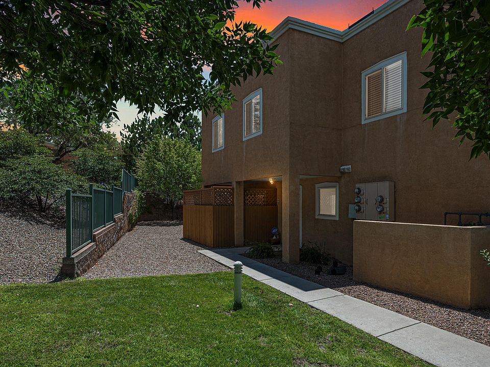 1st image of 4701 Morris St NE APT 103