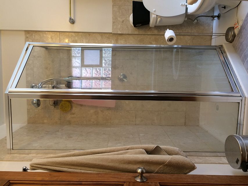 1st image of 1651 W Wrightwood Ave APT 2