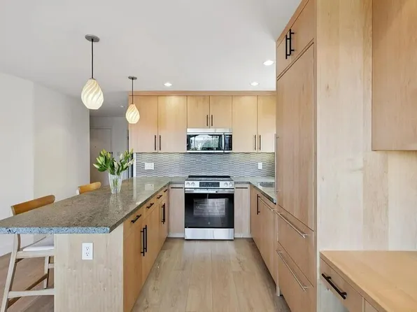 2295 Vallejo St APT 405, San Francisco, CA 94123