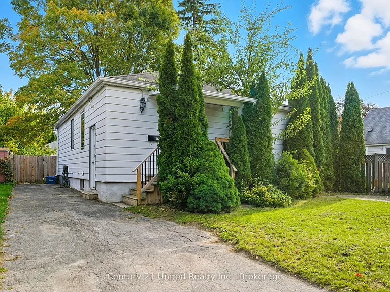 559 Hamilton St — Photo 1