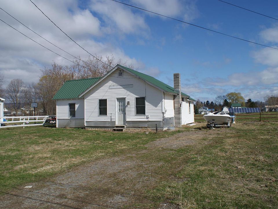 1st image of 23 Pinnacle St