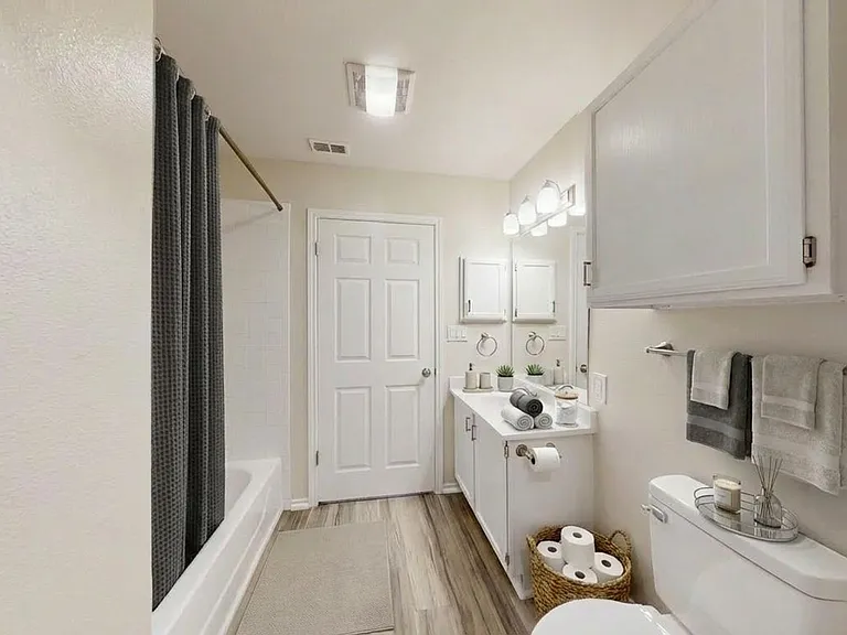 The Augusta at Gruene Garden Apartments — Photo 60