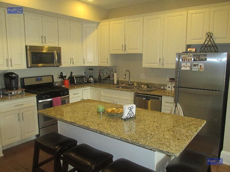1st image of 375 Market St #3099