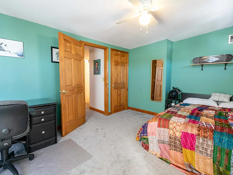 1241 Bates Ave — Photo 18