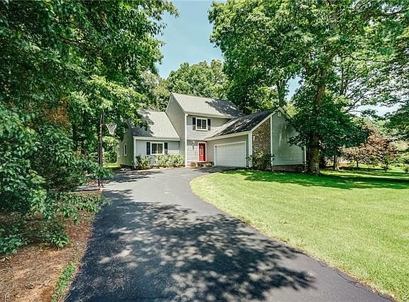 5th image of 3721 Horseshoe Dr