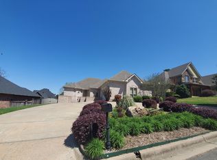 19 Bronte Ct, Little Rock, AR 72223
