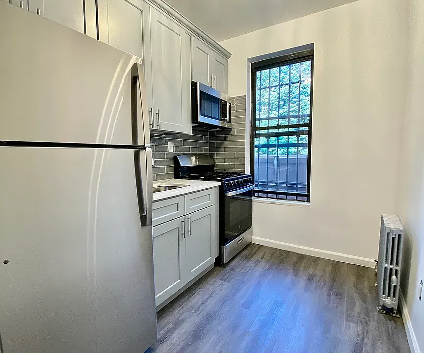 2023 Bedford Ave #B2