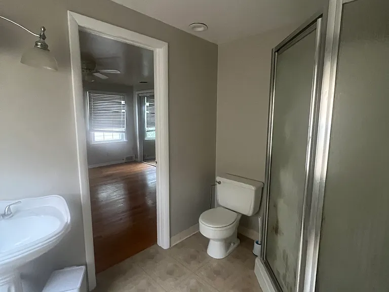 3634 Runnymede Blvd — Photo 45