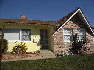 3905 Madrona Rd, Riverside, CA 92504