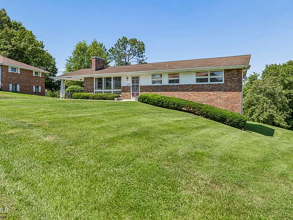 5th image of 133 Rosefield Dr