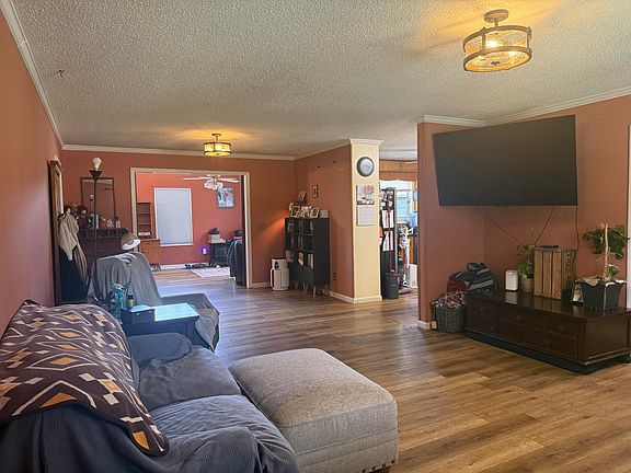 4th image of 2505 Kenwood Dr