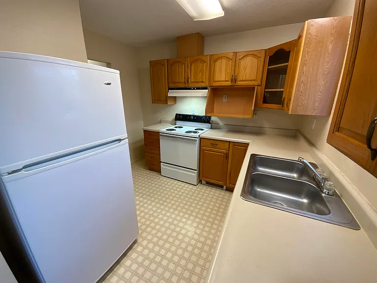505 Cherry St #B — Photo 12
