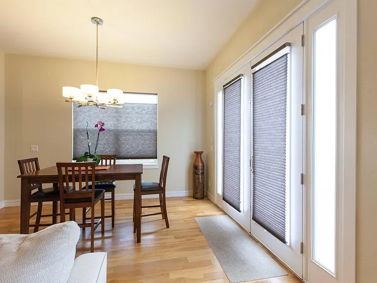 3725 Irving St — Photo 10