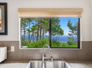 70 Forest Ridge Rd APT 1, Monterey, CA 93940