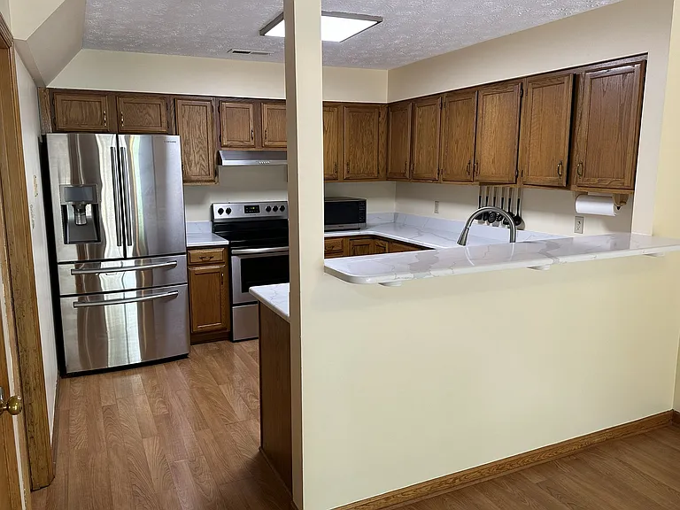 928 Tree Trunk Rd — Photo 6