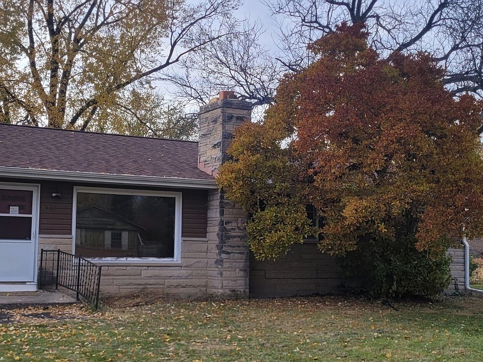 2nd image of 833 Gary Ave