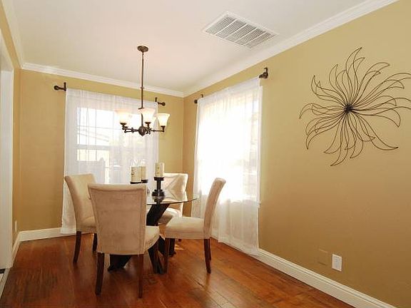 Gorgeous Dining Room