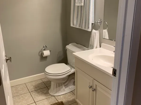 735 Oakwood Rd, Charleston, WV 25314