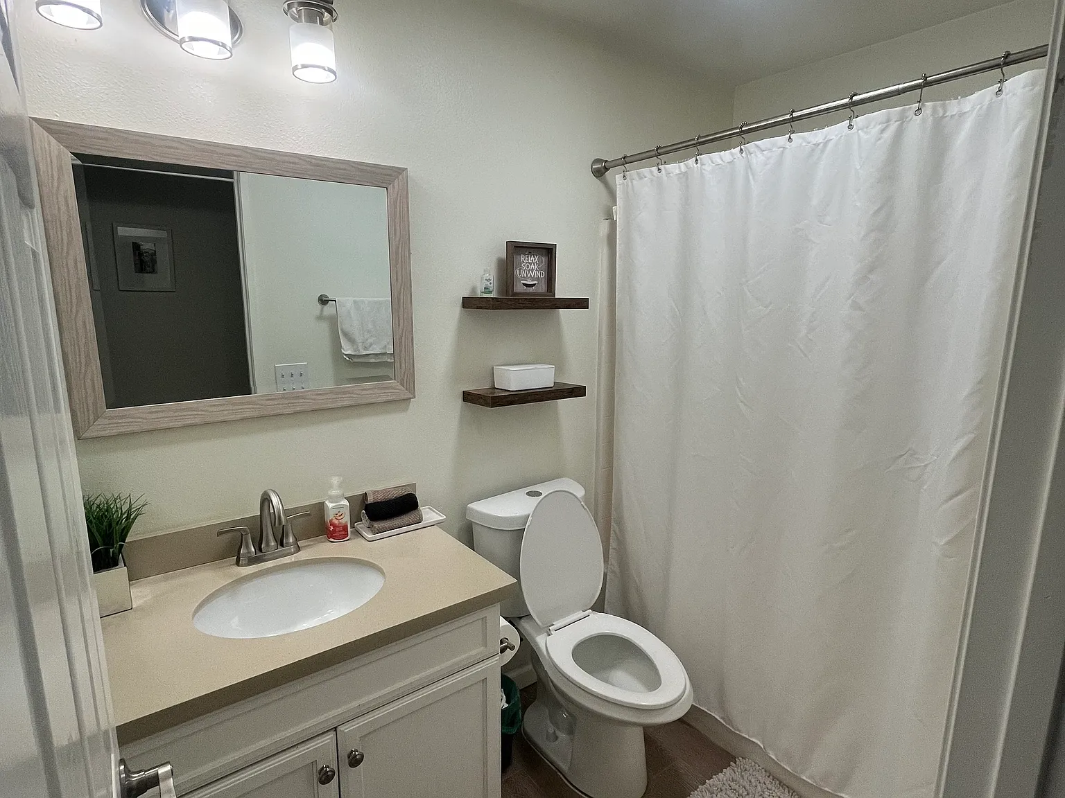 10976 Remington St — Photo 4