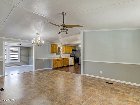 5th image of 6140 Carolina Beach Road #Trlr 12