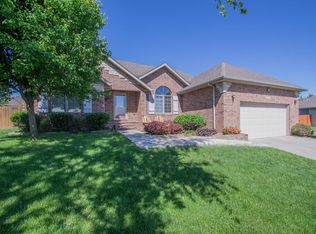 3199 N Nixon Ave, Springfield, MO 65803