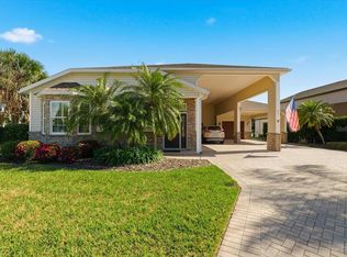 451 Motorcoach Dr S, Polk City, FL 33868