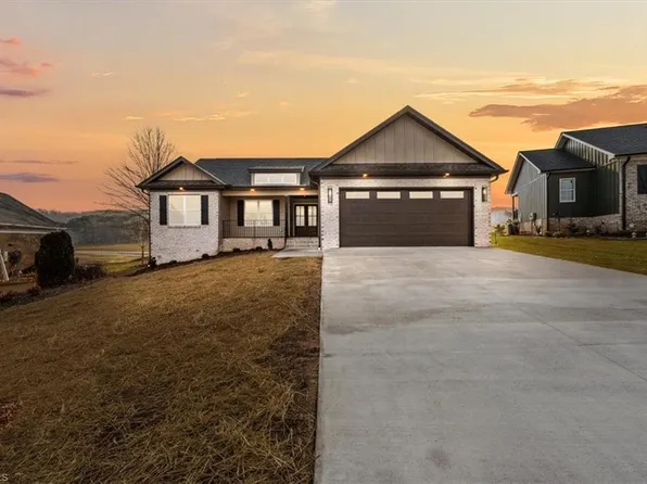 2546 High Meadow Dr, Asheboro, NC 27205