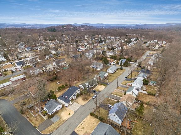 4th image of 109 Woodhaven Dr
