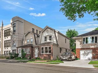15 Depan Avenue, Floral Park, NY 11001