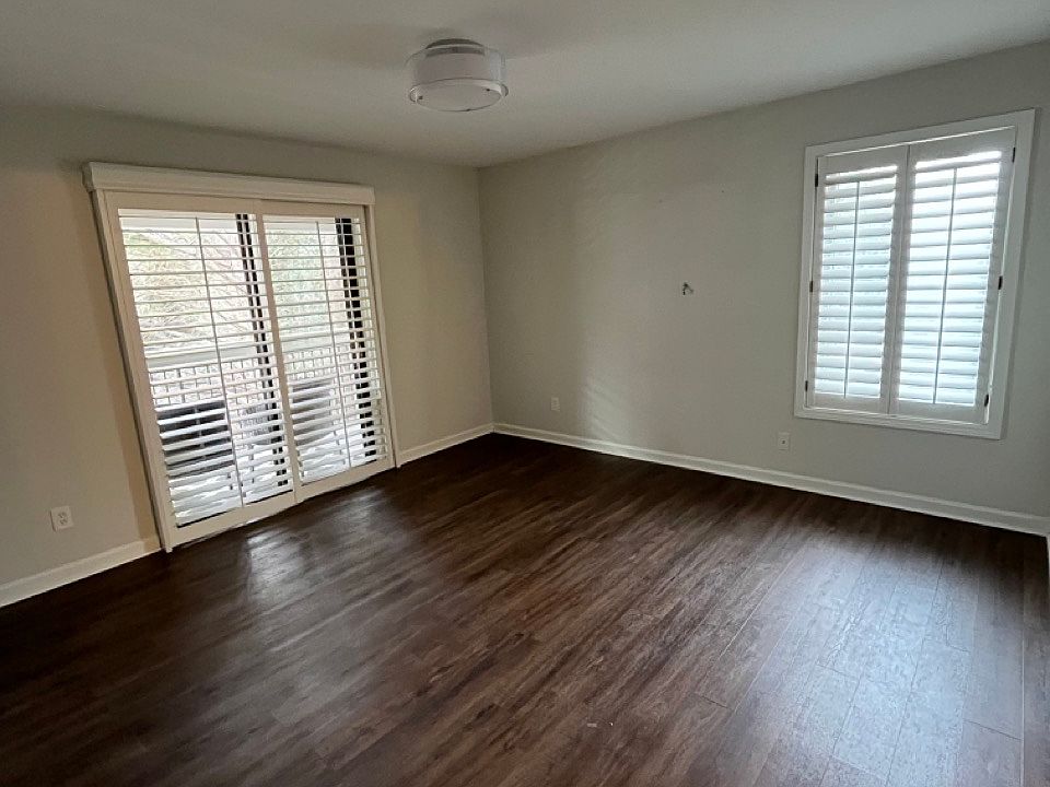 1st image of 599 Emory Oaks Way