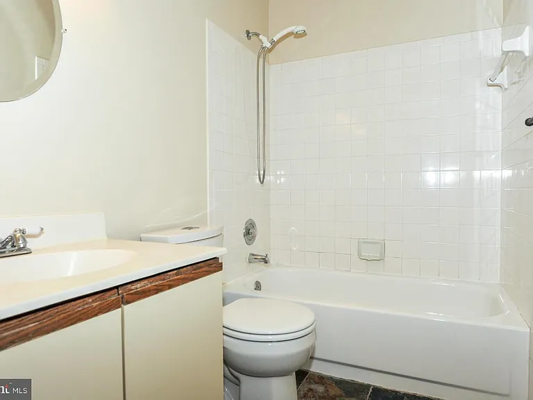 6009 Curtier Dr #C — Photo 15
