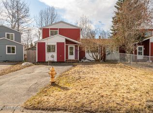 8121 Harvest Cir, Anchorage, AK 99502