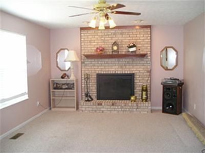 4th image of 6730 Rainwood Ct